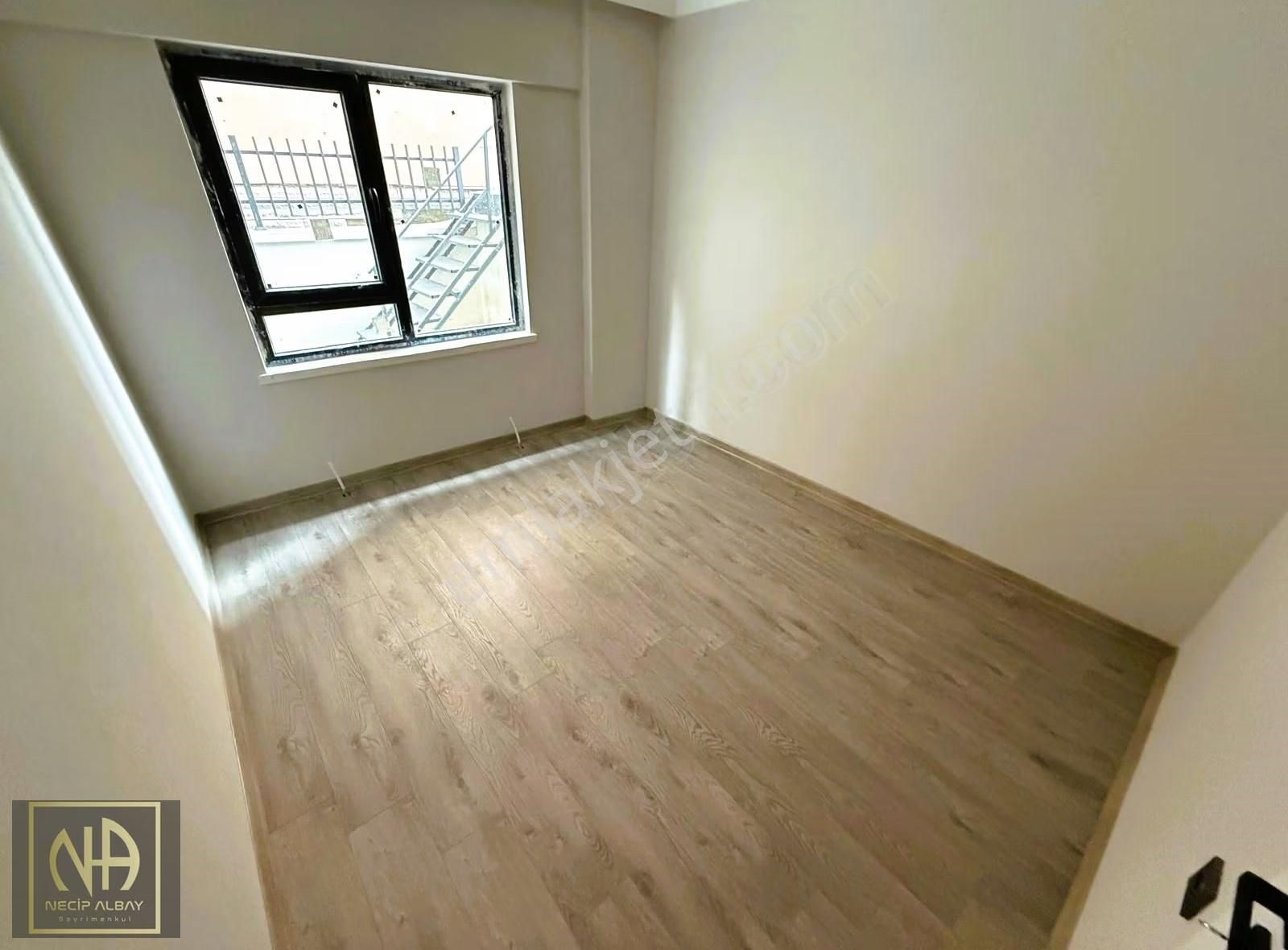 Güventepe Sıfır Bina Teras Balkon Amerikan Mutfak 3+1 Satılık - Görsel 4