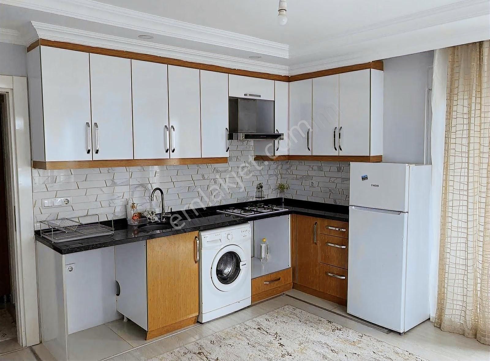 Pazarcı Mahallesinde Eşyalı Kiralık 1+1 Daire - Görsel 6