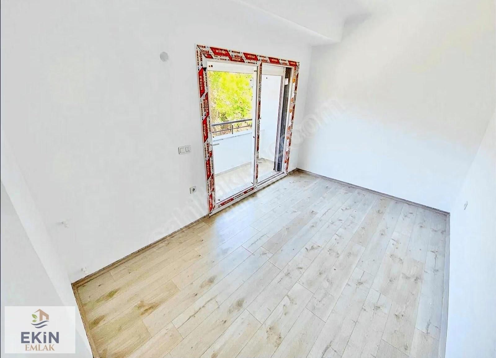 Güre'de Muhteşem Manzaralı 3+1 Tripleks Villa - Görsel 13