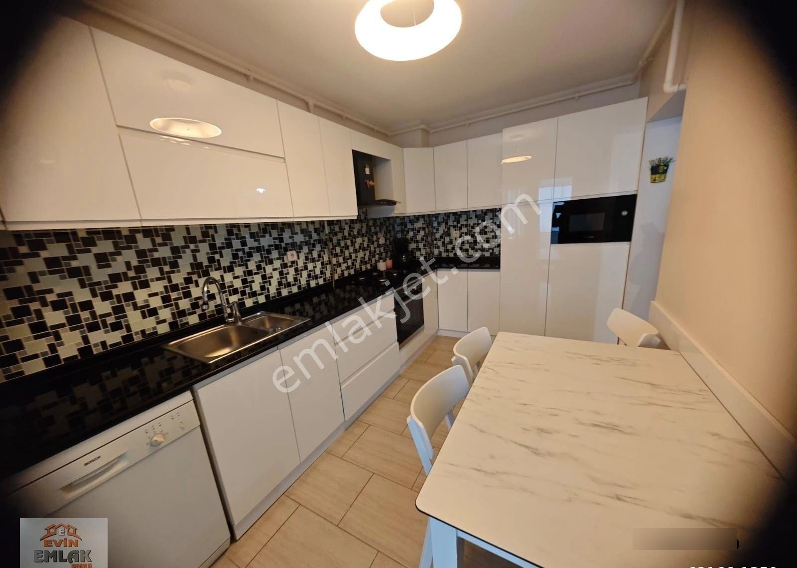 136 M2 3+1 Asansörlü 2.arakat 1.sınıf Tadilatlı Harika Daire - Görsel 19