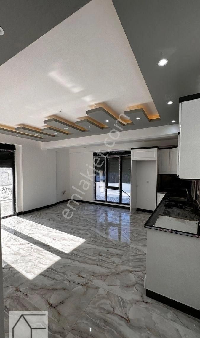 Fethiye Esenköy Bölgesinde 2+1 Ebeveyn Banyo Seçeneği İle Havuzlu Kapalı Otoparklı Satılık Daire