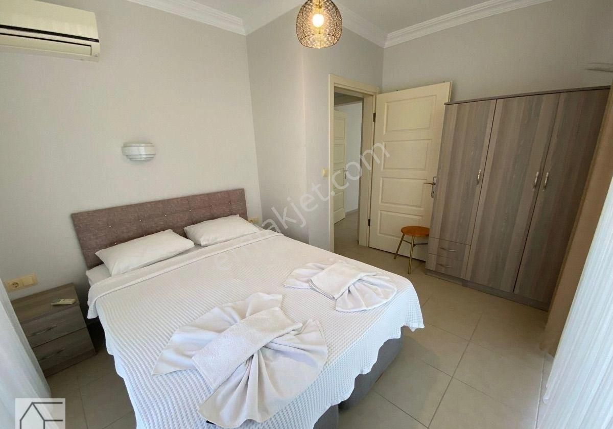 Fethiye Çalış Bölgesinde Kısa Dönem Kiralık 3+1 Havuzlu Müstakil Villa - Görsel 24