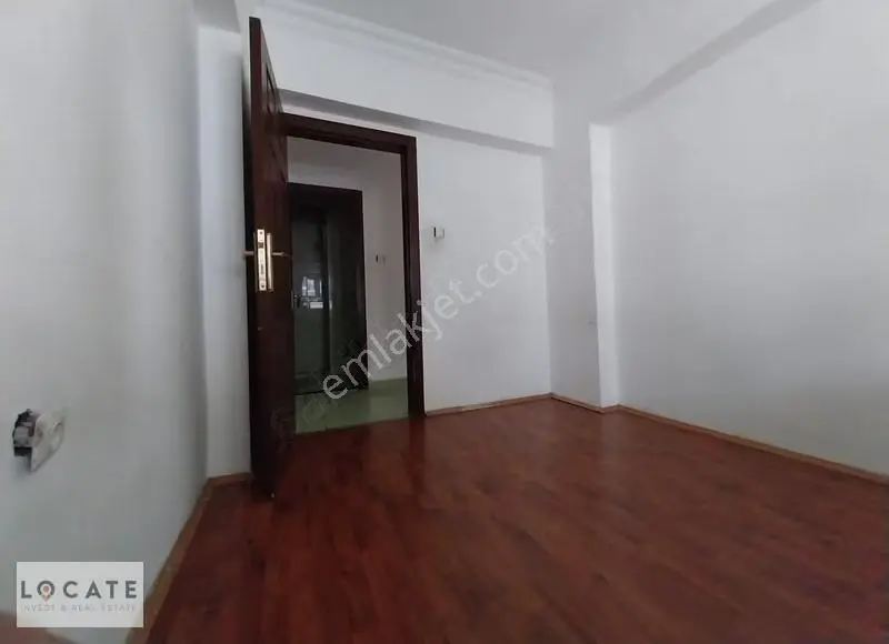 Locateden; Beşikkaya Mahallesinde 1.kat , 3+1, 120m2 - Görsel 5