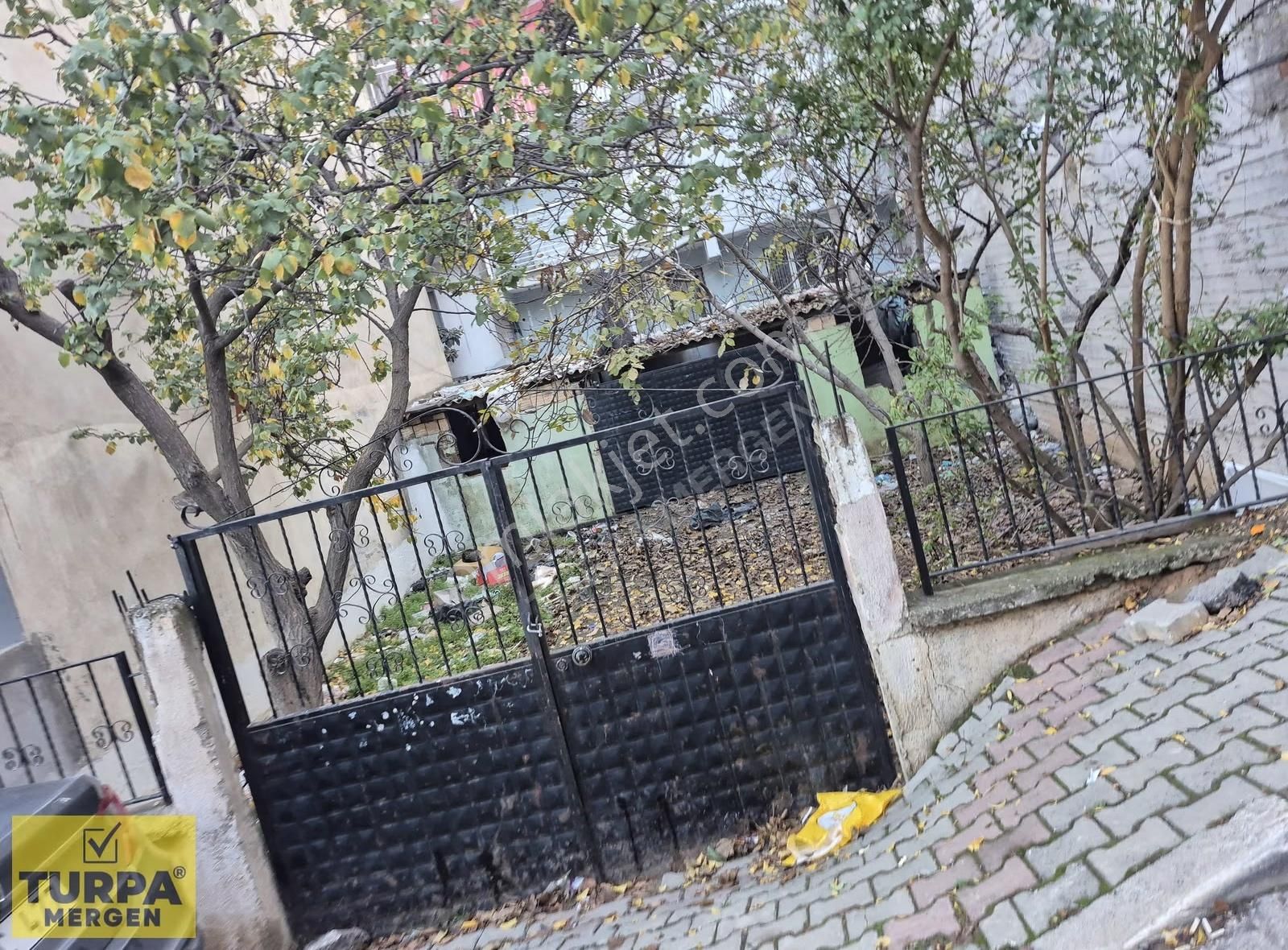 Naldöken Mah. Bornova'da Satılık Arsa - Görsel 6