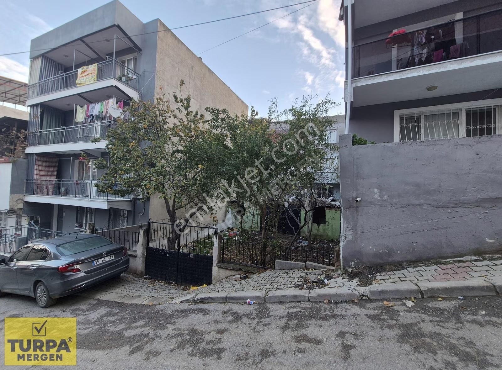 Naldöken Mah. Bornova'da Satılık Arsa - Görsel 2