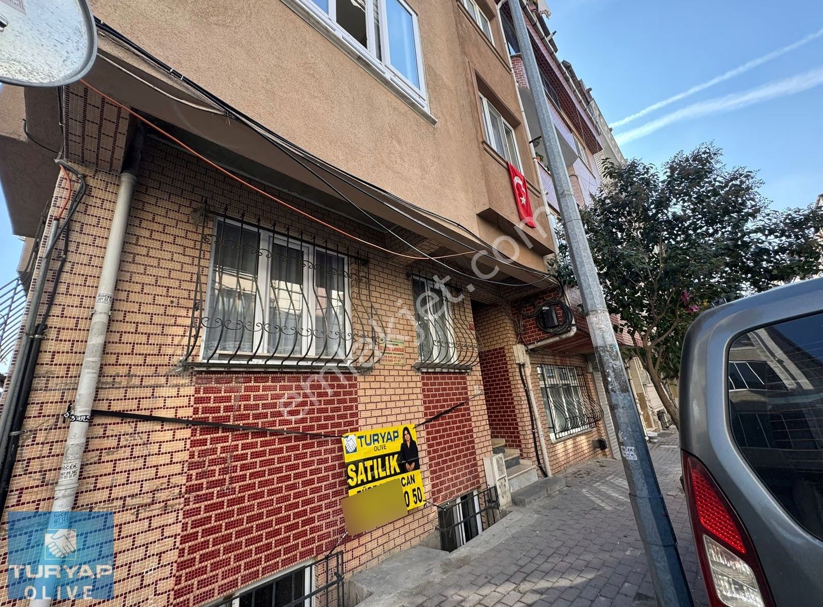 Bayrampaşa Merkezi Bölgede Satılık Boş 3+1 Daire