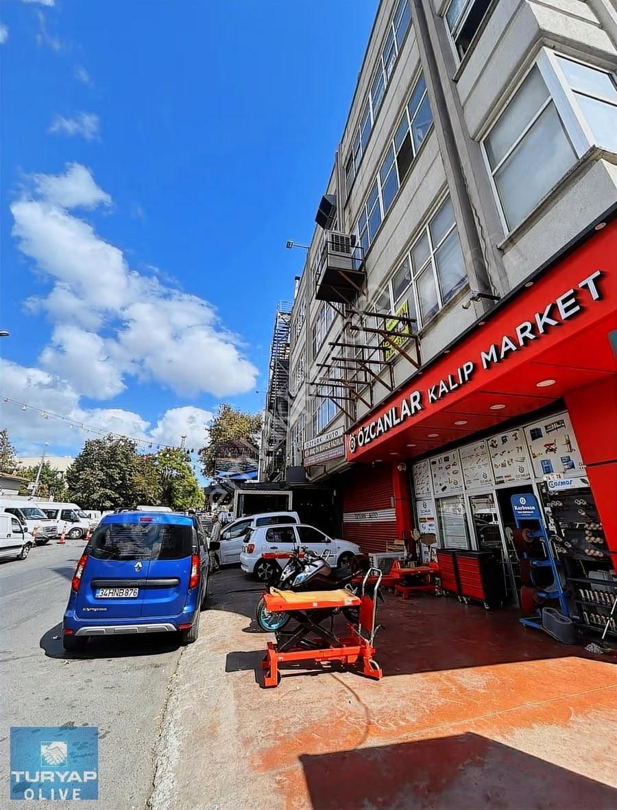 Rami Emintaş Sanayi Sitesi Satılık Cadde Üstü Giriş Köşe Dükkan - Görsel 10
