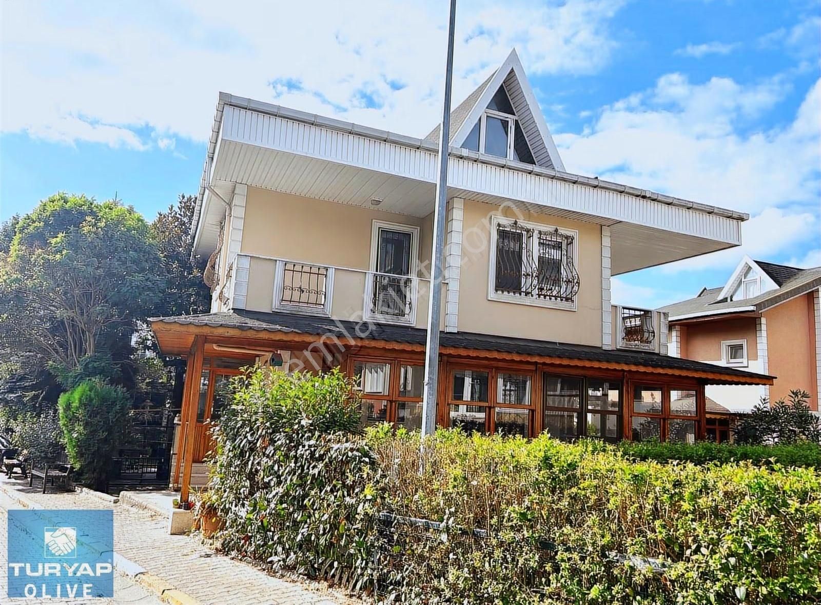 Güzelce Güzelkent Hukukçlar Sosyal Alanlra En Yakın Orkide Villa