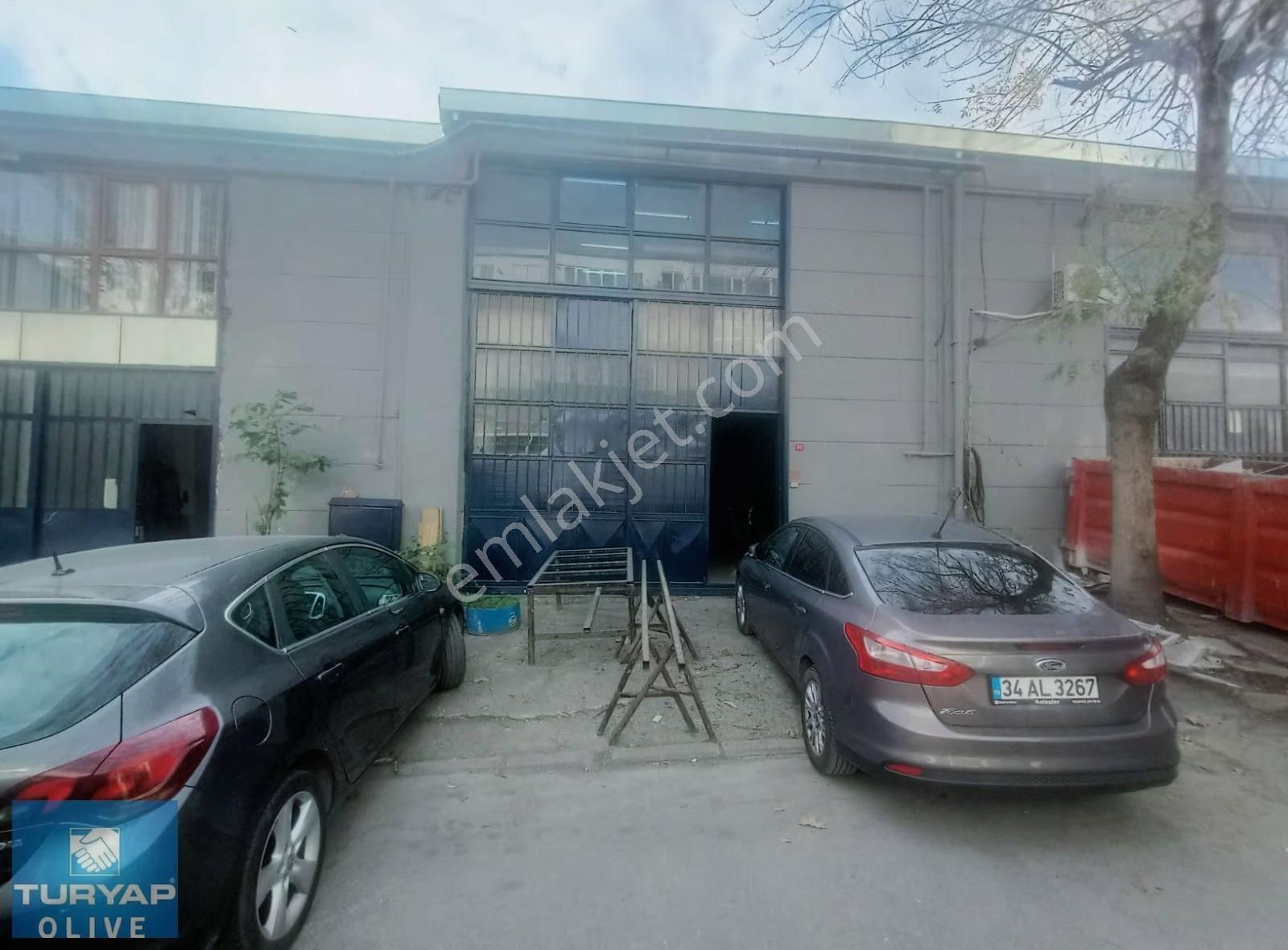 Sultangazi Küçüksanayi Sitesi Kiralık 100+100=200 M2 Depo - Görsel 2