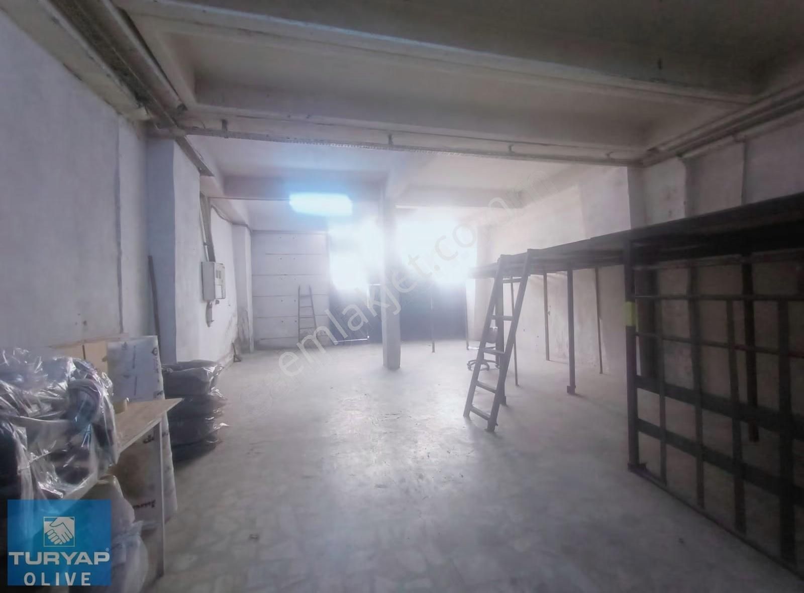 Sultangazi Küçüksanayi Sitesi Kiralık 100+100=200 M2 Depo - Görsel 14
