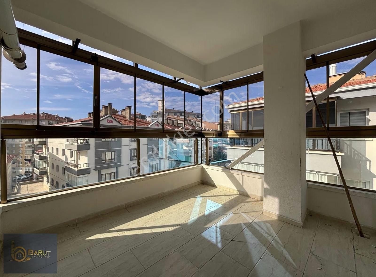 Barut Emlaktan Asansörlü Klasik Binada 4+1 160 M2 Daire - Görsel 8