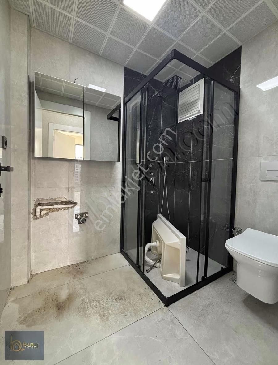 Hastane Yakını Yerden Isıtma K.otopark Önü Açık 2+1 Site Dairesi - Görsel 13