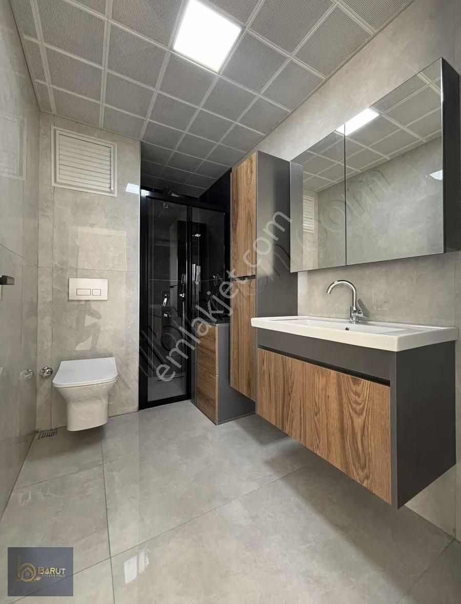 Hastane Yakını Yerden Isıtma K.otopark Önü Açık 2+1 Site Dairesi - Görsel 18