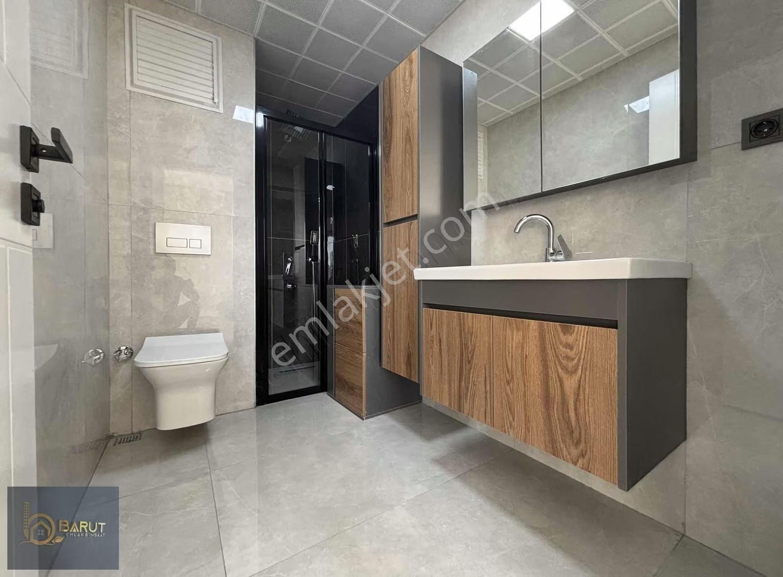 Hastane Yakını Yerden Isıtma K.otopark Önü Açık 2+1 Site Dairesi - Görsel 20