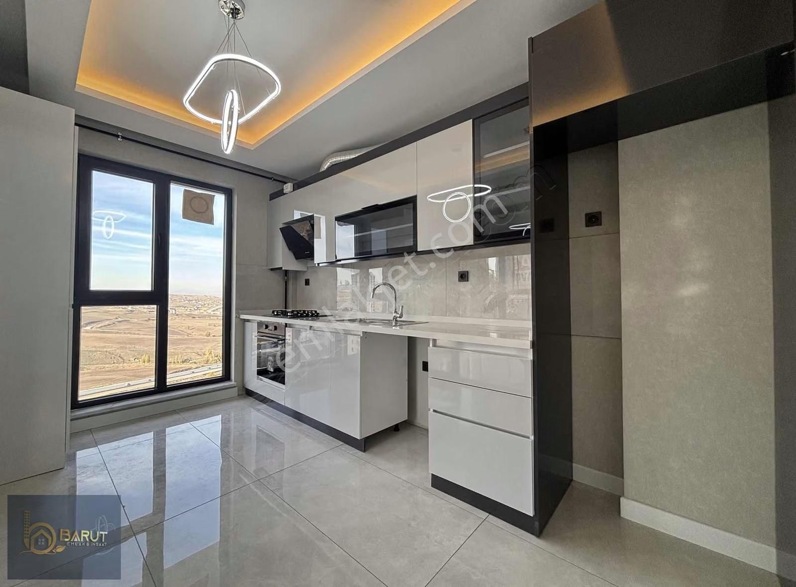 Hastane Yakını Yerden Isıtma K.otopark Önü Açık 2+1 Site Dairesi - Görsel 6