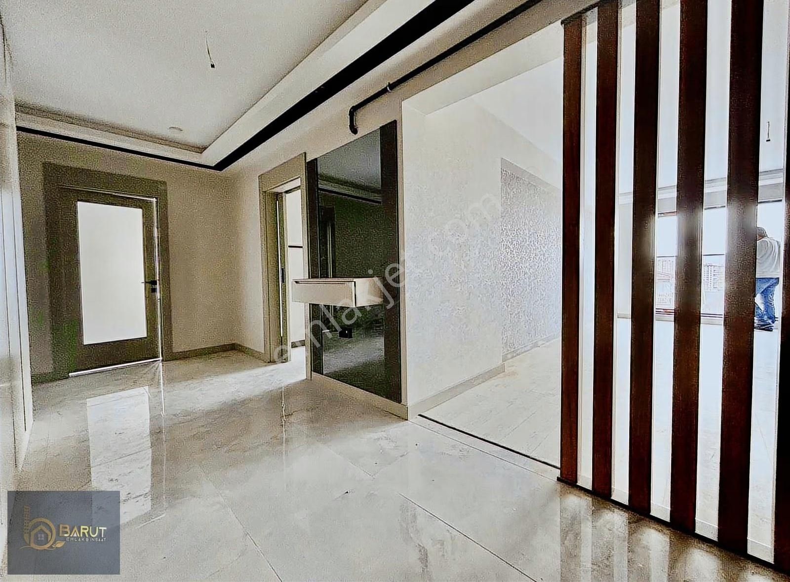 Baruttan Hastane Yakını 3 Cepheli K. Otoparklı 4+1 Site Dairesi - Görsel 20