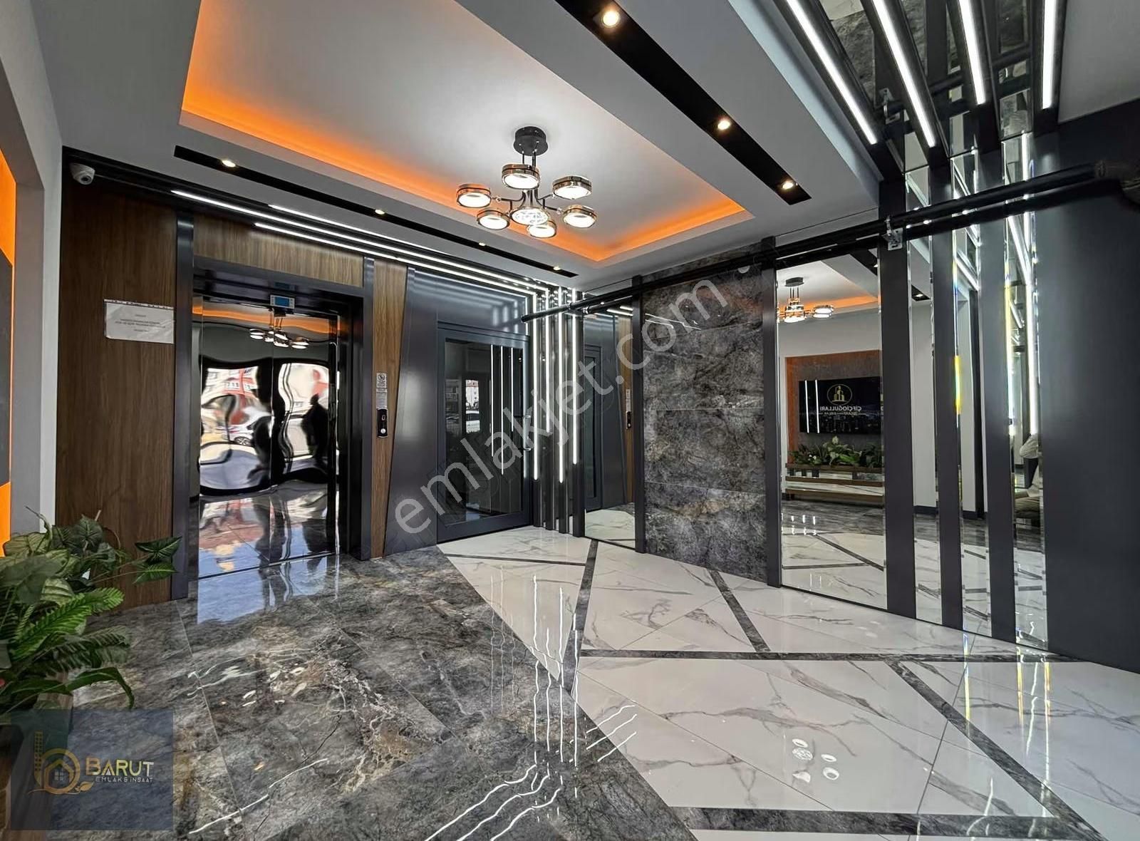 Barut Emlaktan Fatih Mah'de Asansörlü Sıfır Ara Kat 4+1 Daire - Görsel 27