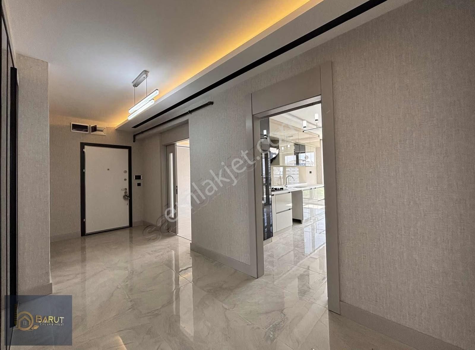 Barut Emlaktan Bulvarı Üzeri Mükemmel Konsept 4+1 Daire "190 M2" - Görsel 22