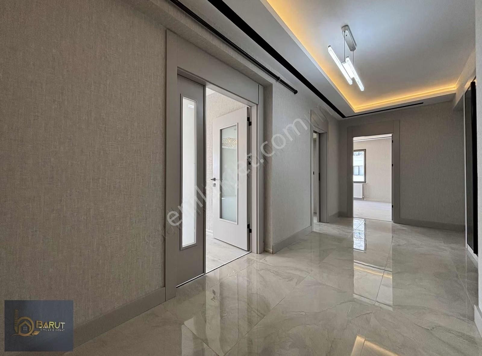 Barut Emlaktan Bulvarı Üzeri Mükemmel Konsept 4+1 Daire "190 M2" - Görsel 25