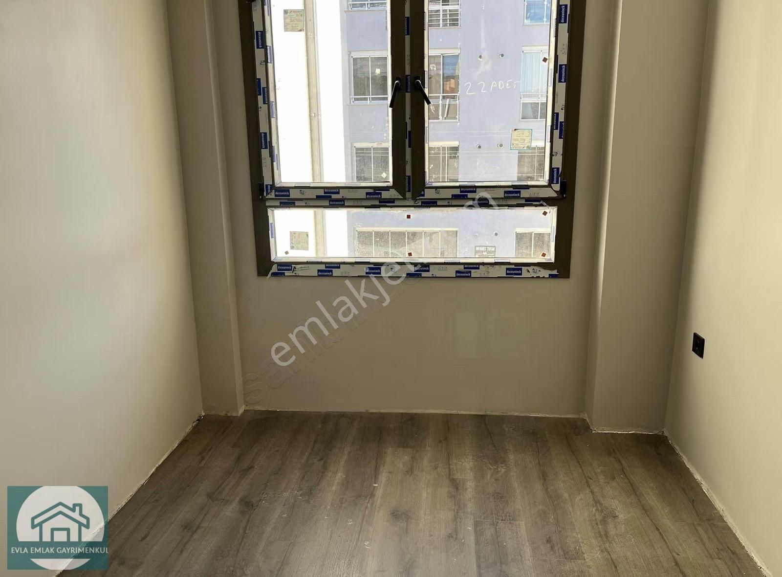 Uşak Merkez Cumhuriyet Mahallesinde Satılık 2+1 Daire - Görsel 15