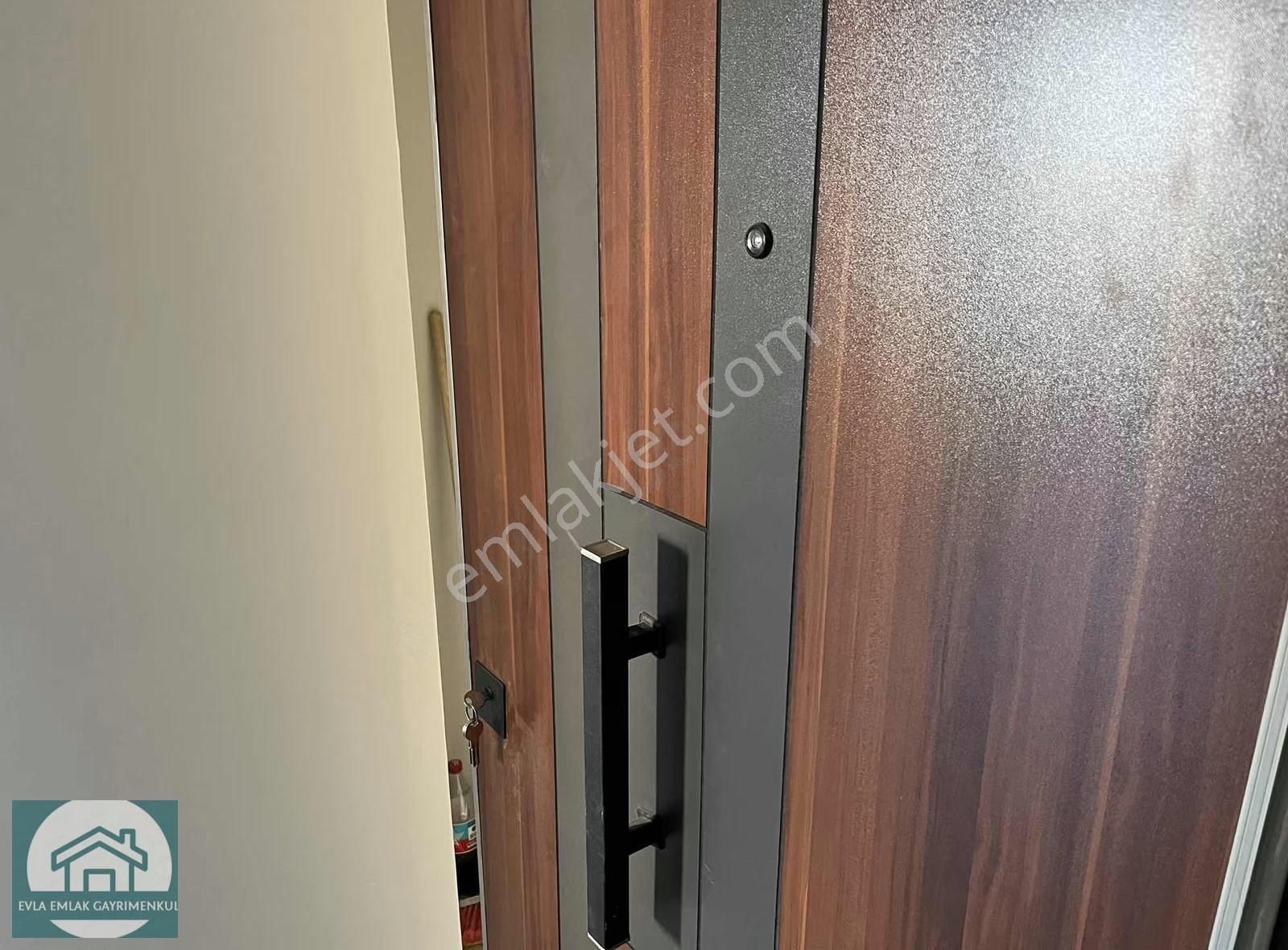 Uşak Merkez Cumhuriyet Mahallesinde Satılık 2+1 Daire - Görsel 7