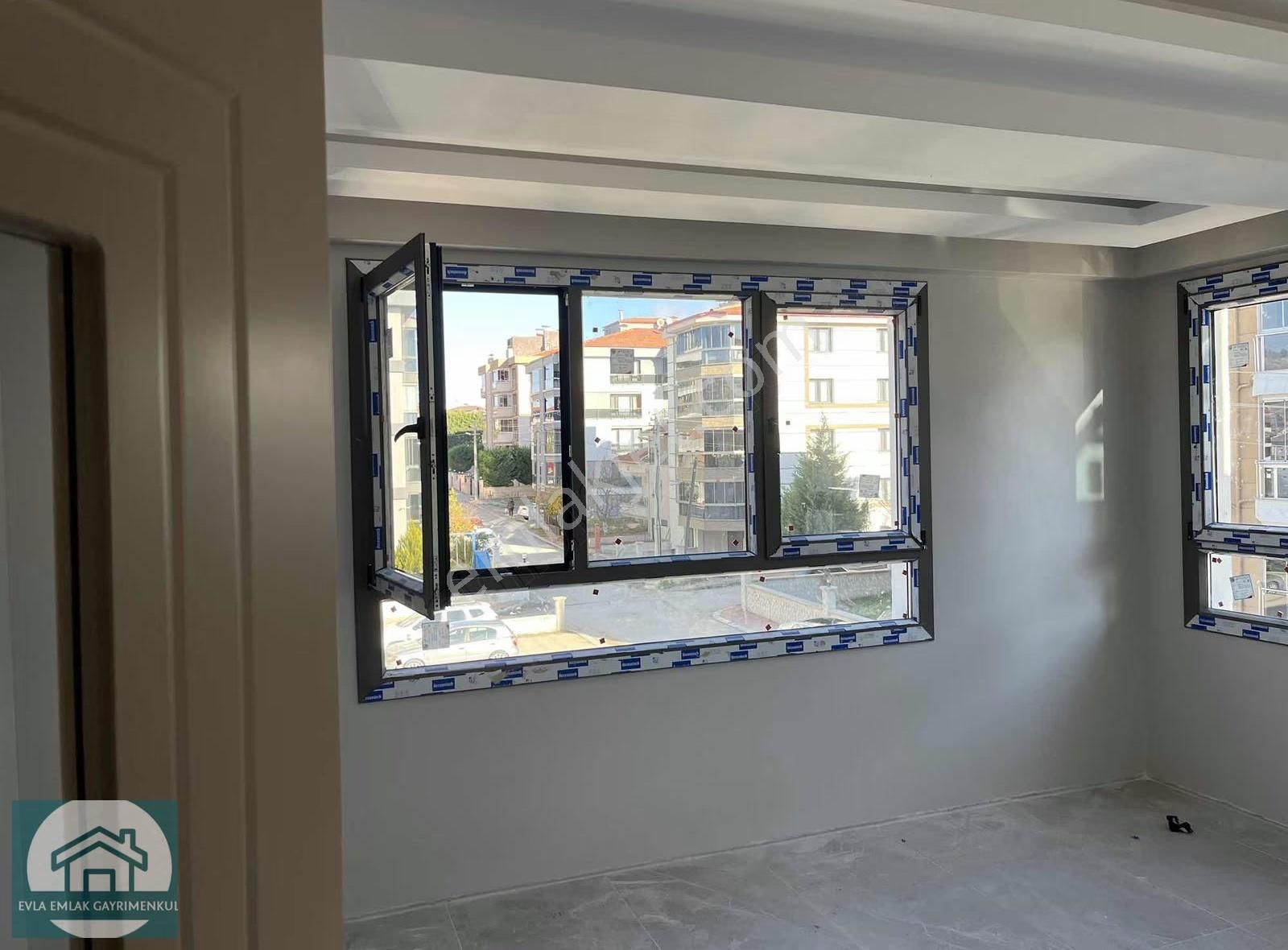 Uşak Merkez Cumhuriyet Mahallesinde Satılık 2+1 Daire - Görsel 14