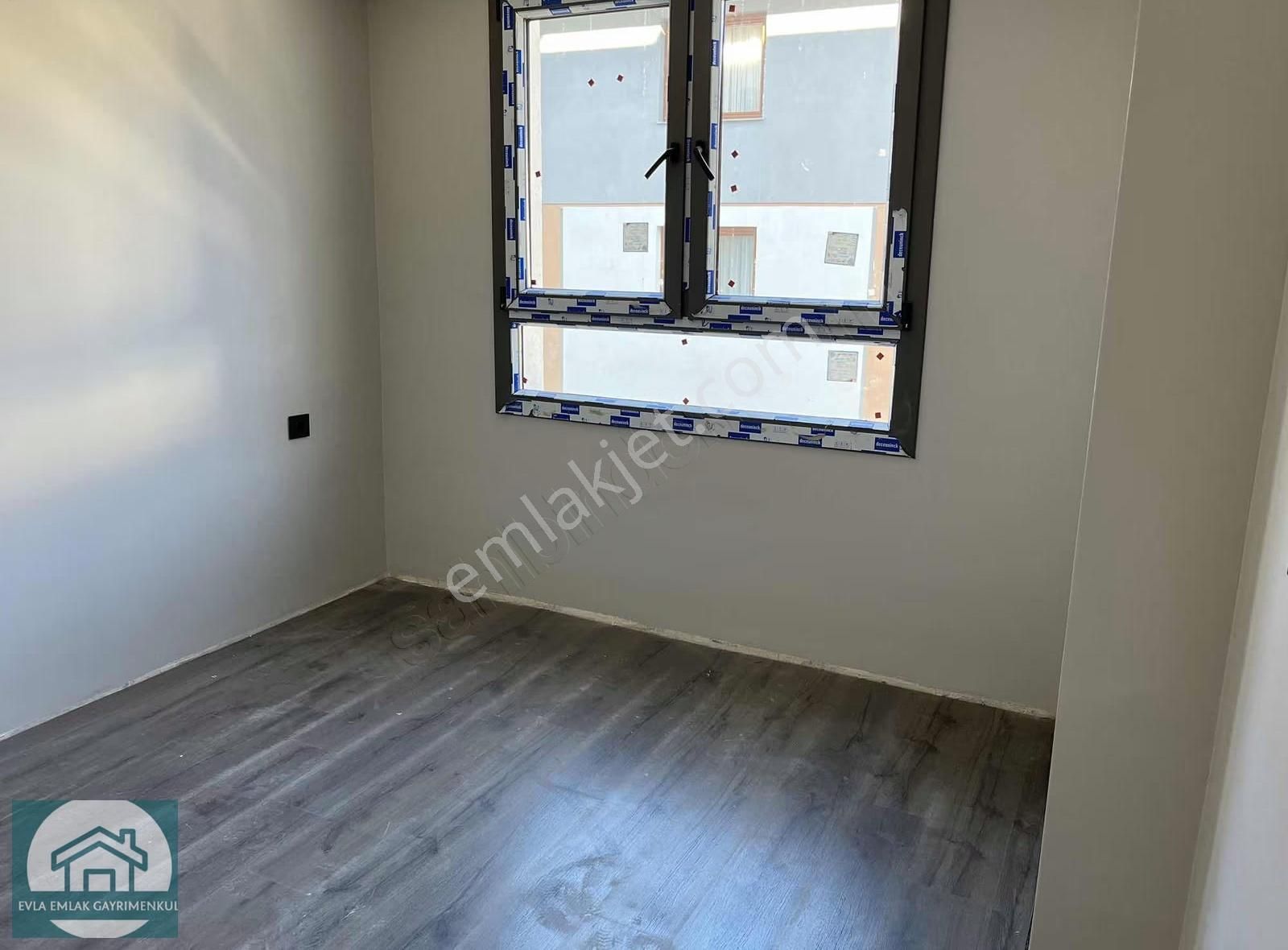 Uşak Merkez Cumhuriyet Mahallesinde Satılık 2+1 Daire - Görsel 11