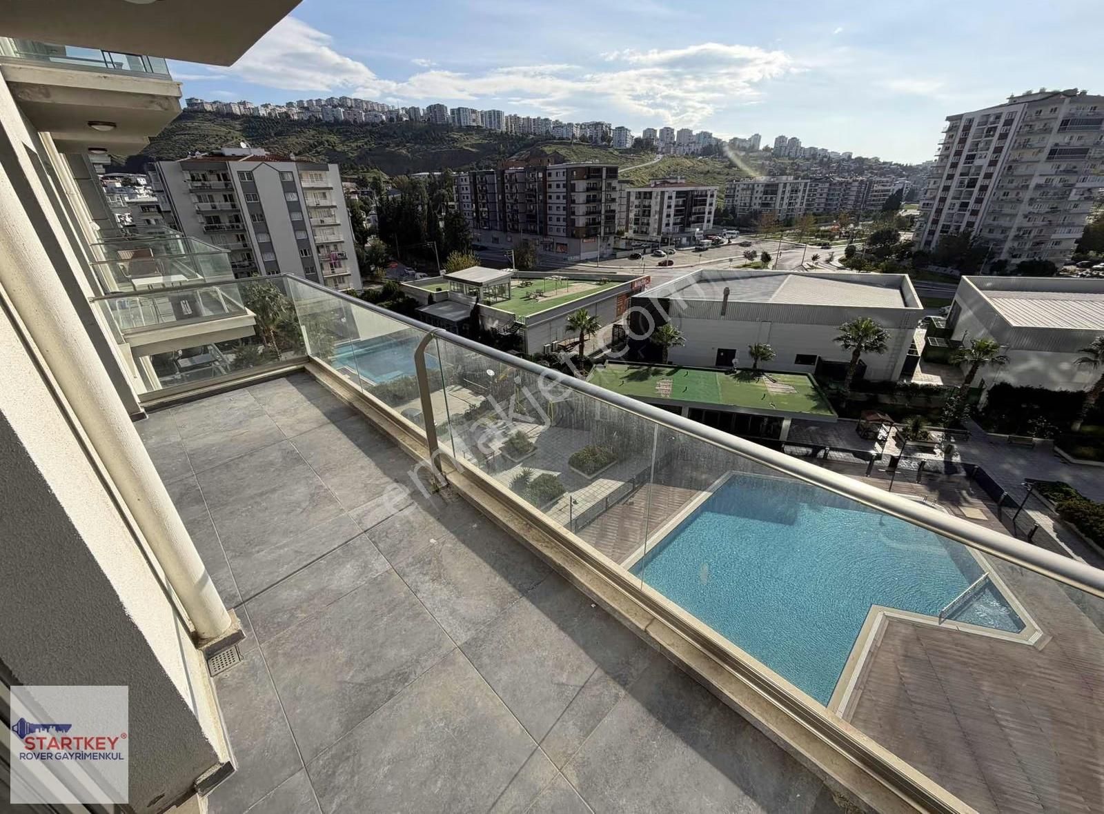 Marka 333 Sitesinde Kiracısız Havuz Cepheli Satılık 1+1 Daire - Görsel 26