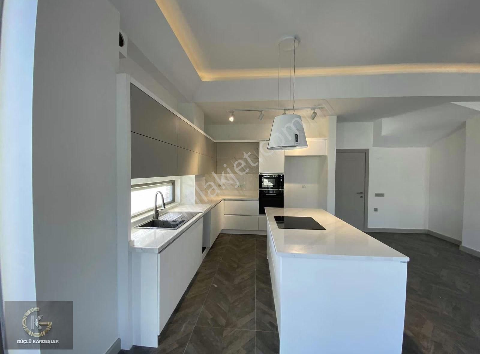 Güçlü Kardeşler Gürede 350m2 Arsa İçerisinde Müstakil Villa - Görsel 15