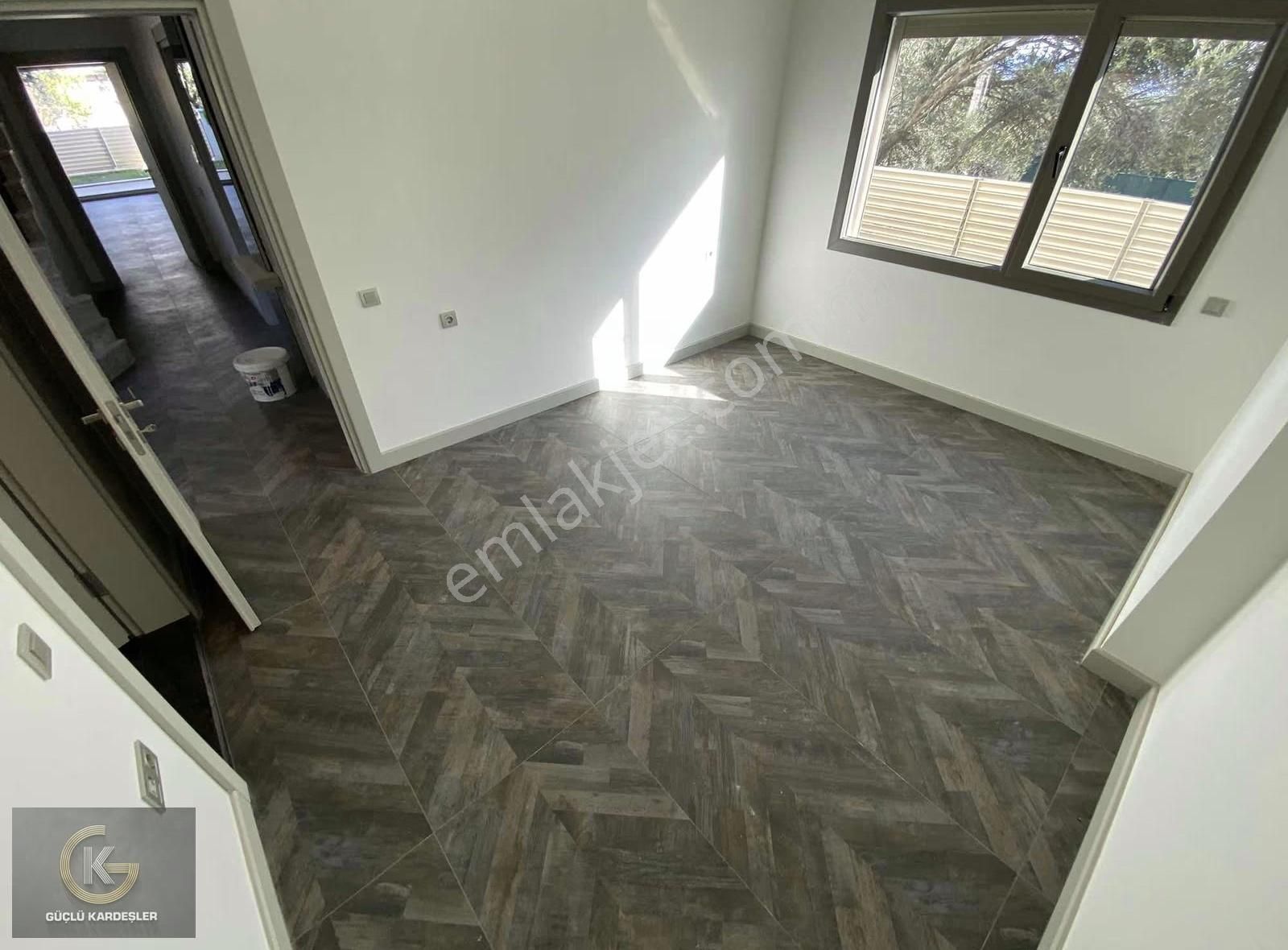 Güçlü Kardeşler Gürede 350m2 Arsa İçerisinde Müstakil Villa - Görsel 4