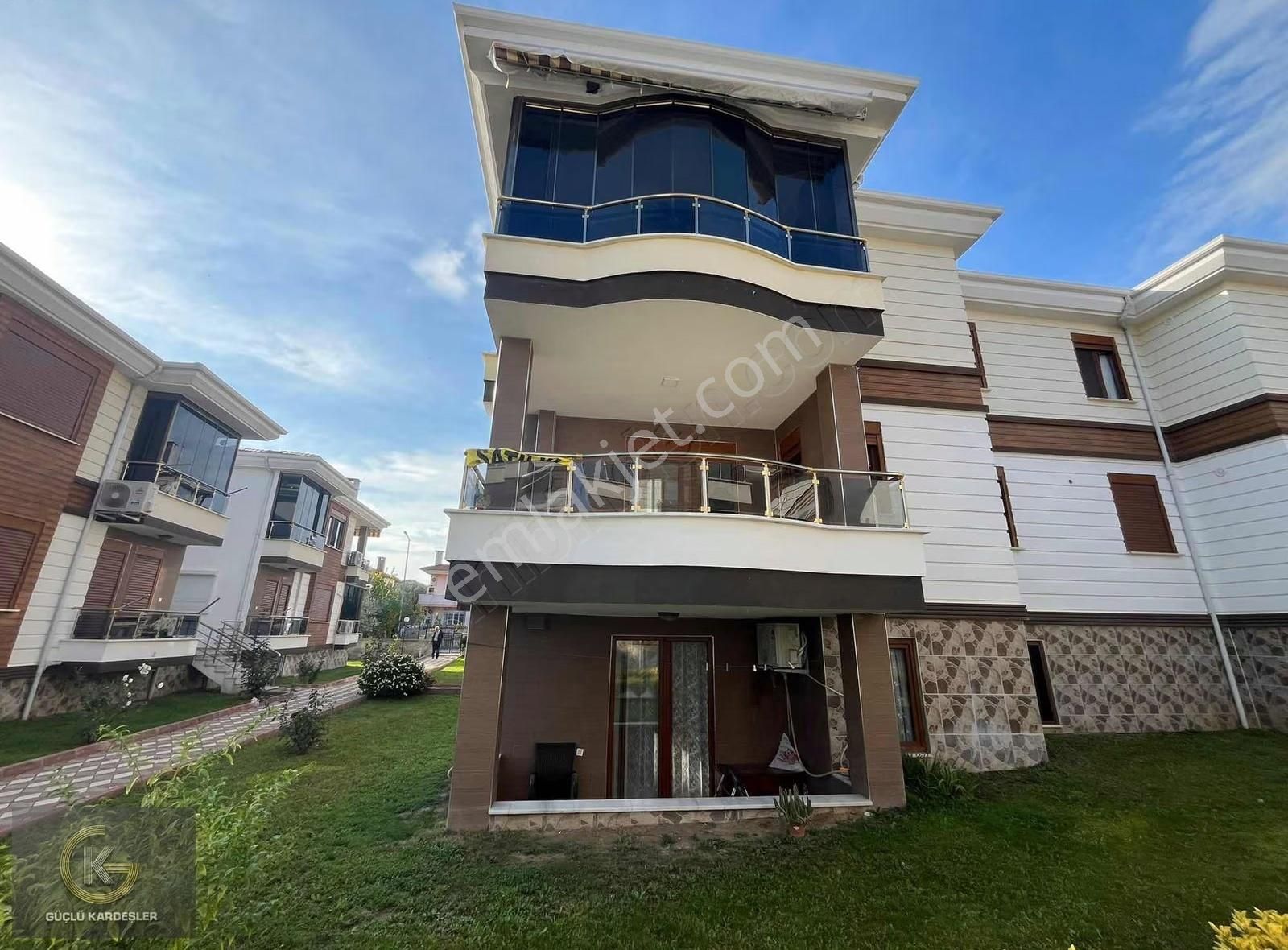 Güçlü Kardeşler Havuzlu Site İçerisinde 2+1 Ayrı Mutfak Daire - Görsel 10