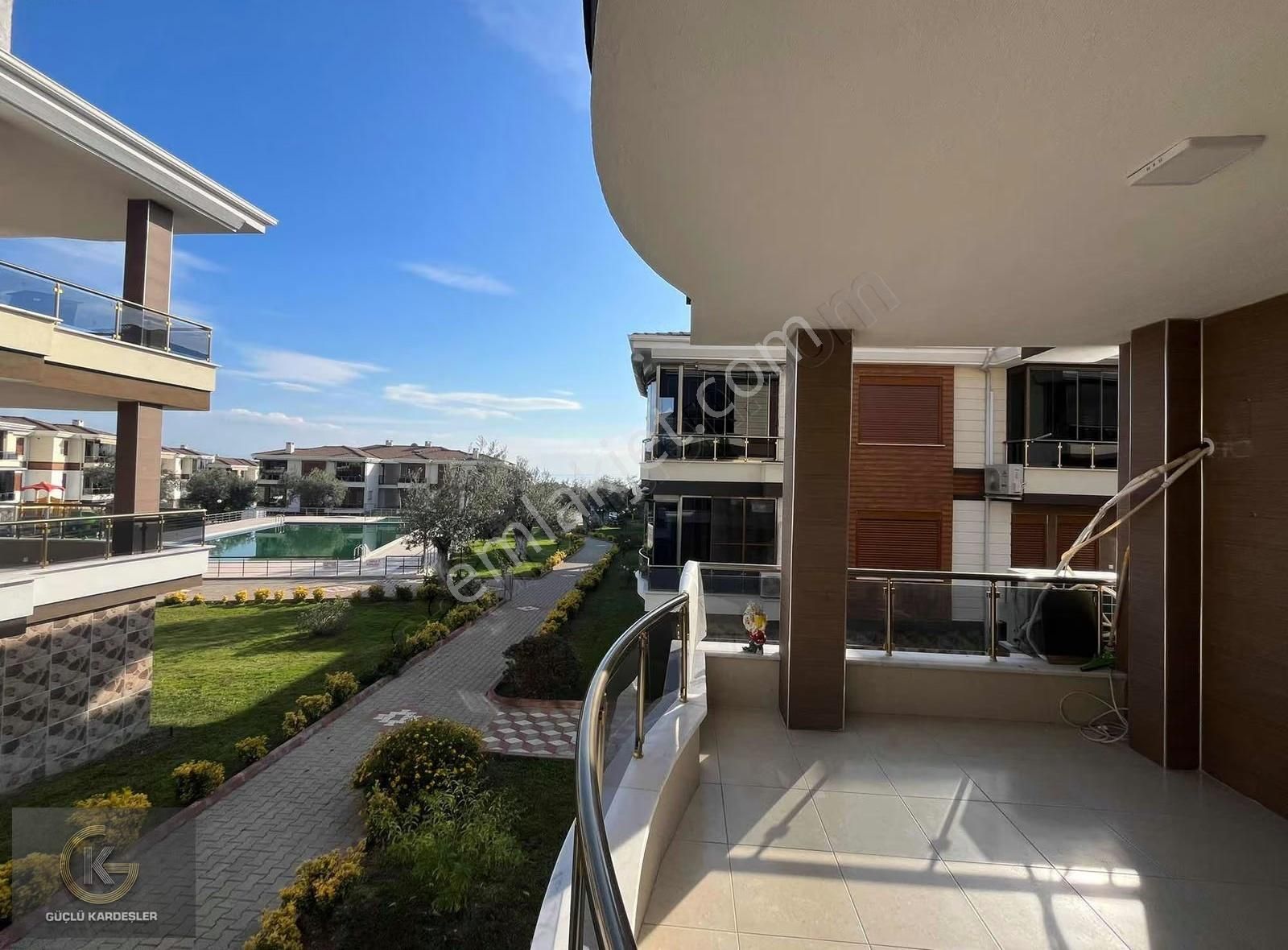Güçlü Kardeşler Havuzlu Site İçerisinde 2+1 Ayrı Mutfak Daire - Görsel 13