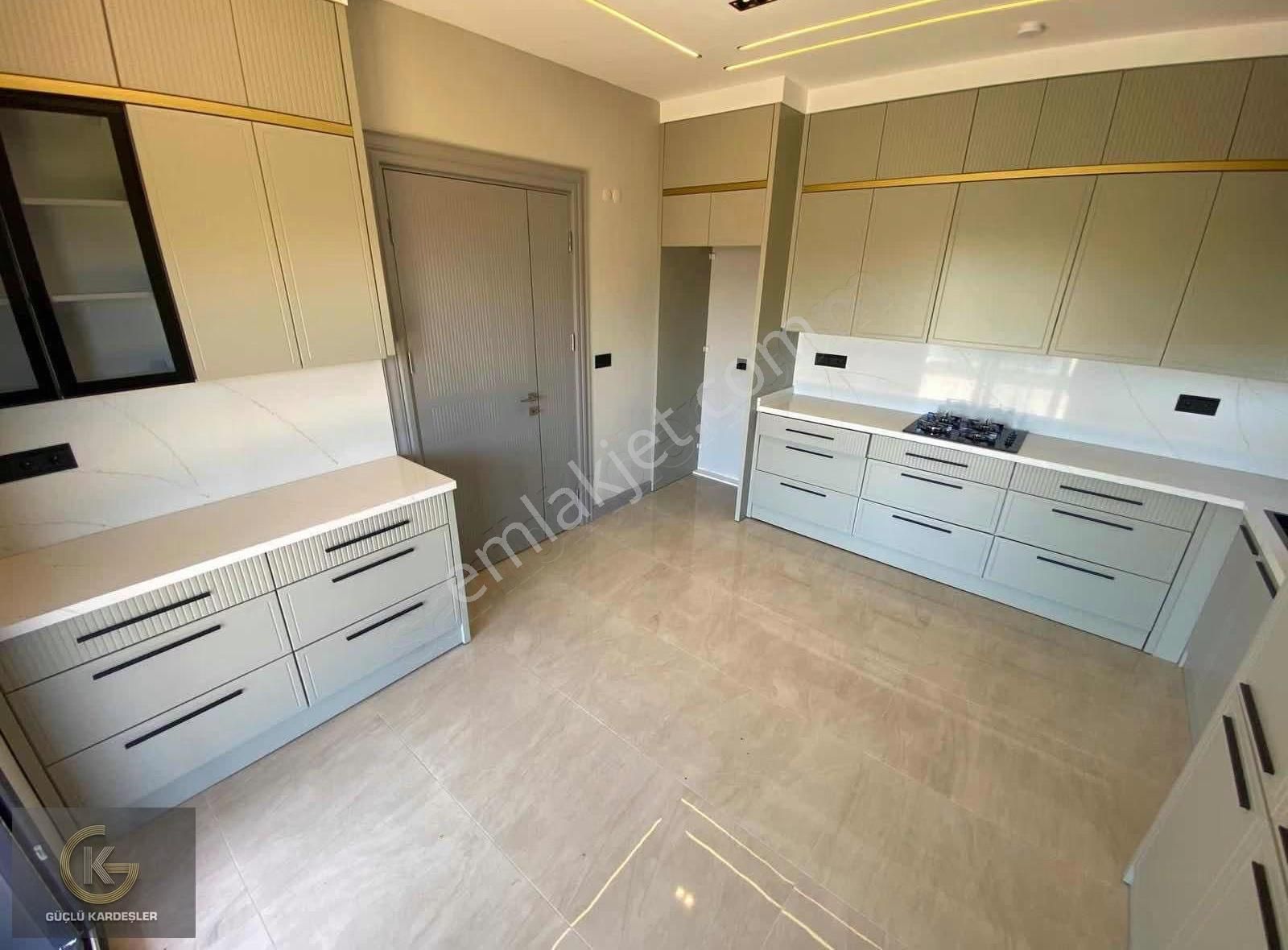 Güçlü Kardeşler Denize 50mt Özel Yapım Müstakil Lüks Villa - Görsel 2