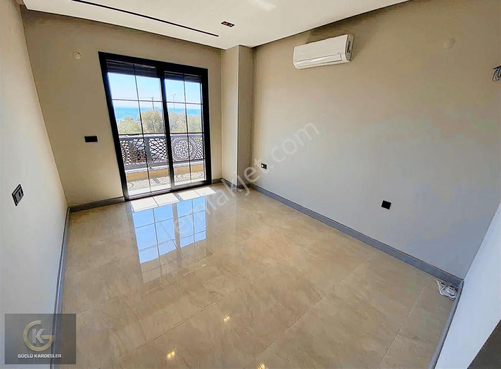 Güçlü Kardeşler Denize 50mt Özel Yapım Müstakil Lüks Villa - Görsel 7