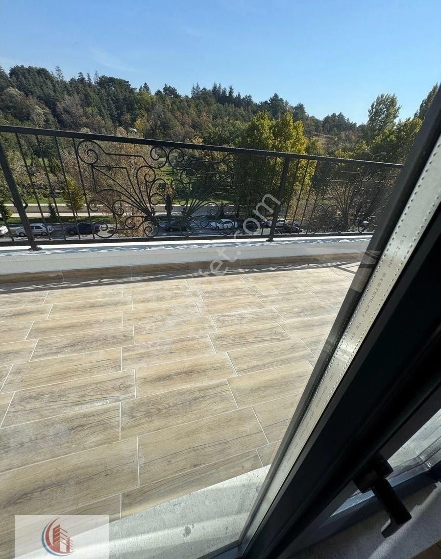 Bahçelide Yeni Bina 4+1 Teraslı Dubleks - Görsel 11