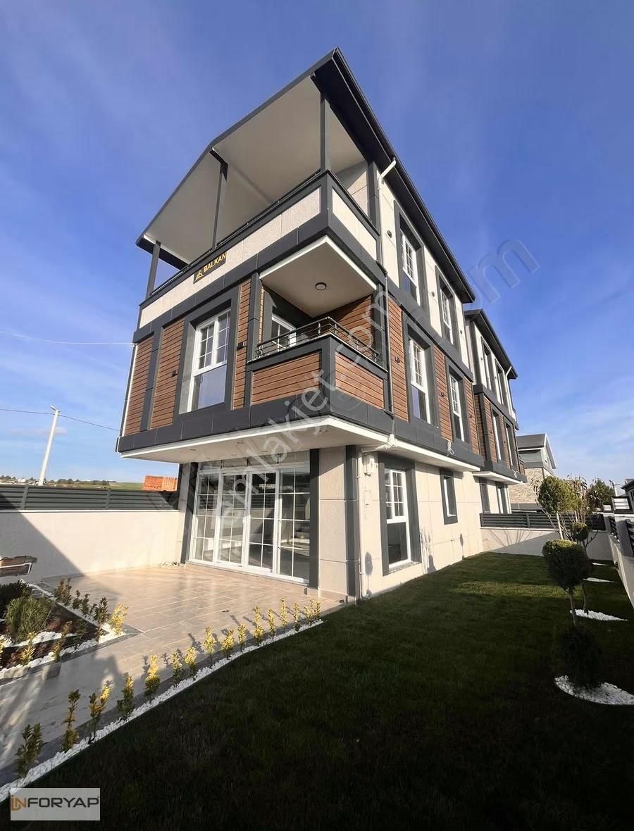 ꧁inforyap꧂ Satılık Merkezi Konum Deniz Manzaralı 4+1 Yazlık