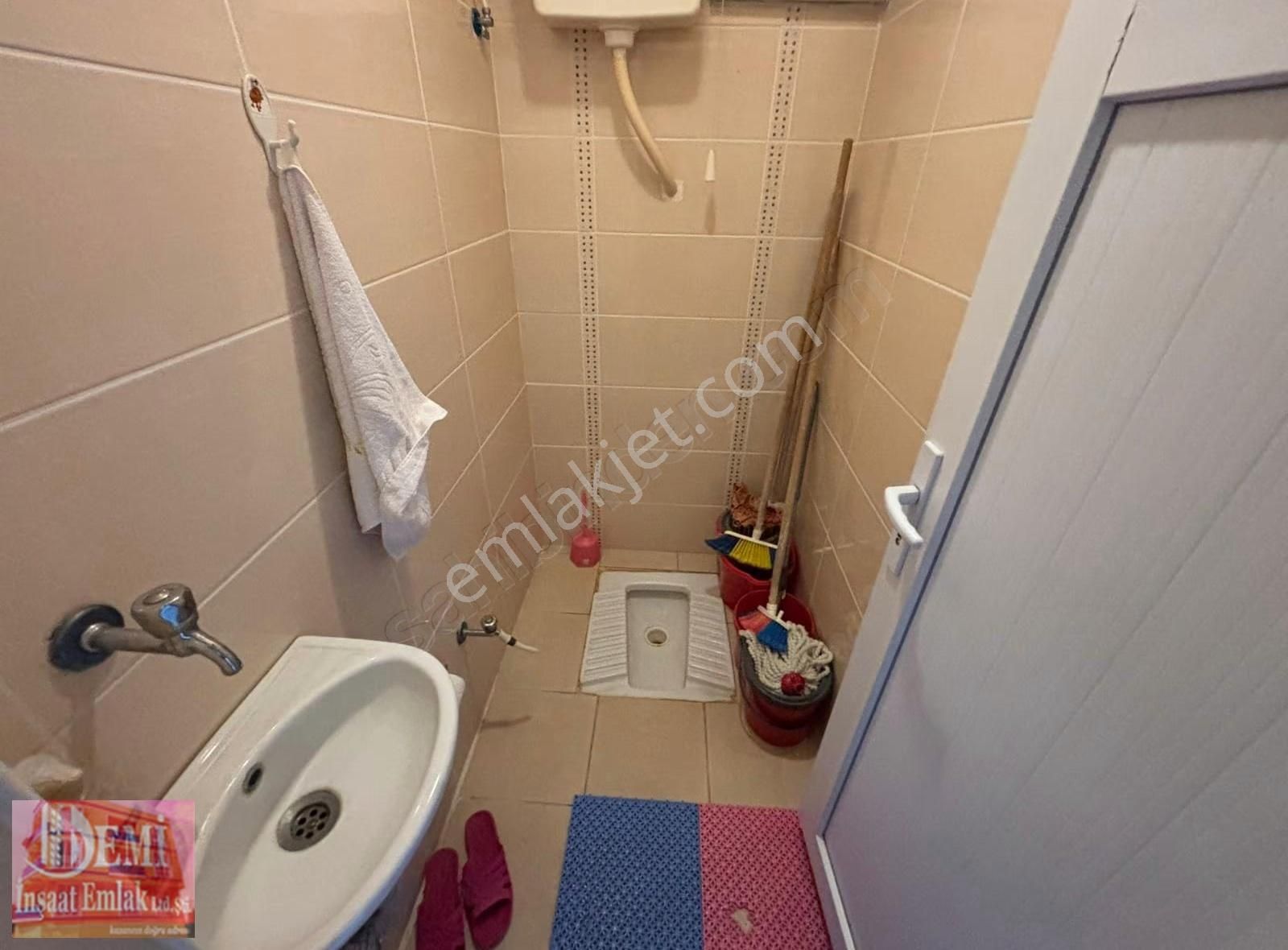 Cumhuriyet Mahallesinde 3+1 Arakat Merkezi Lokasyonlu Daire - Görsel 8