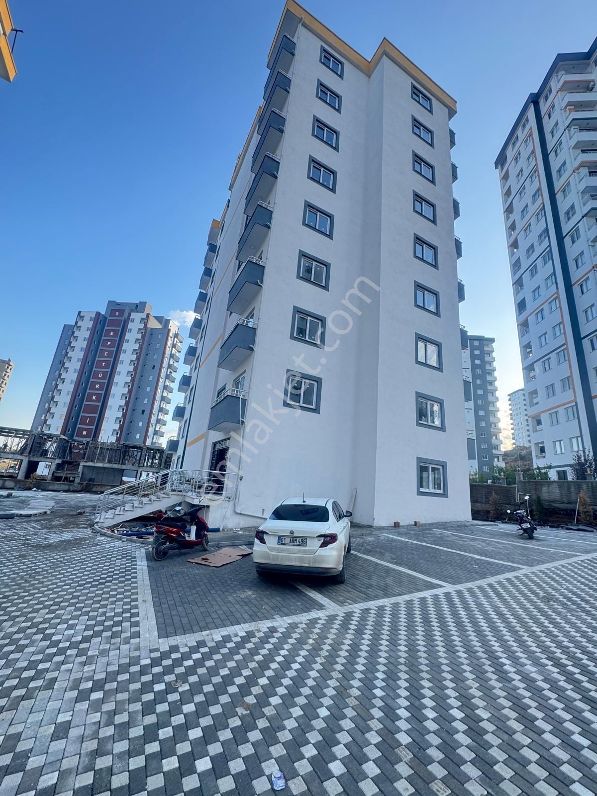 Sarıçam Ecrin İnşaatta 1+1 Dairemiz Satılıktır.