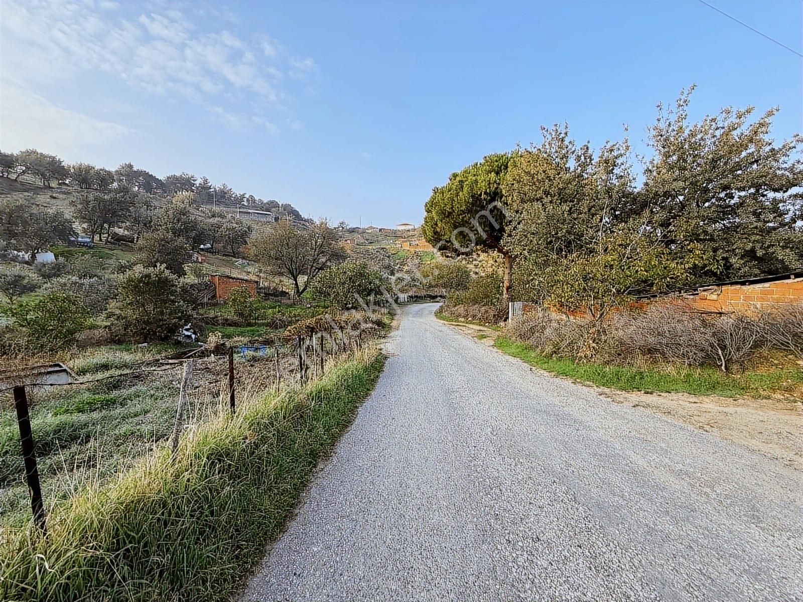 Yamaç Emlaktan Hacıhüseyinlerde İmar Dibi 1531 M² Bahçe - Görsel 2