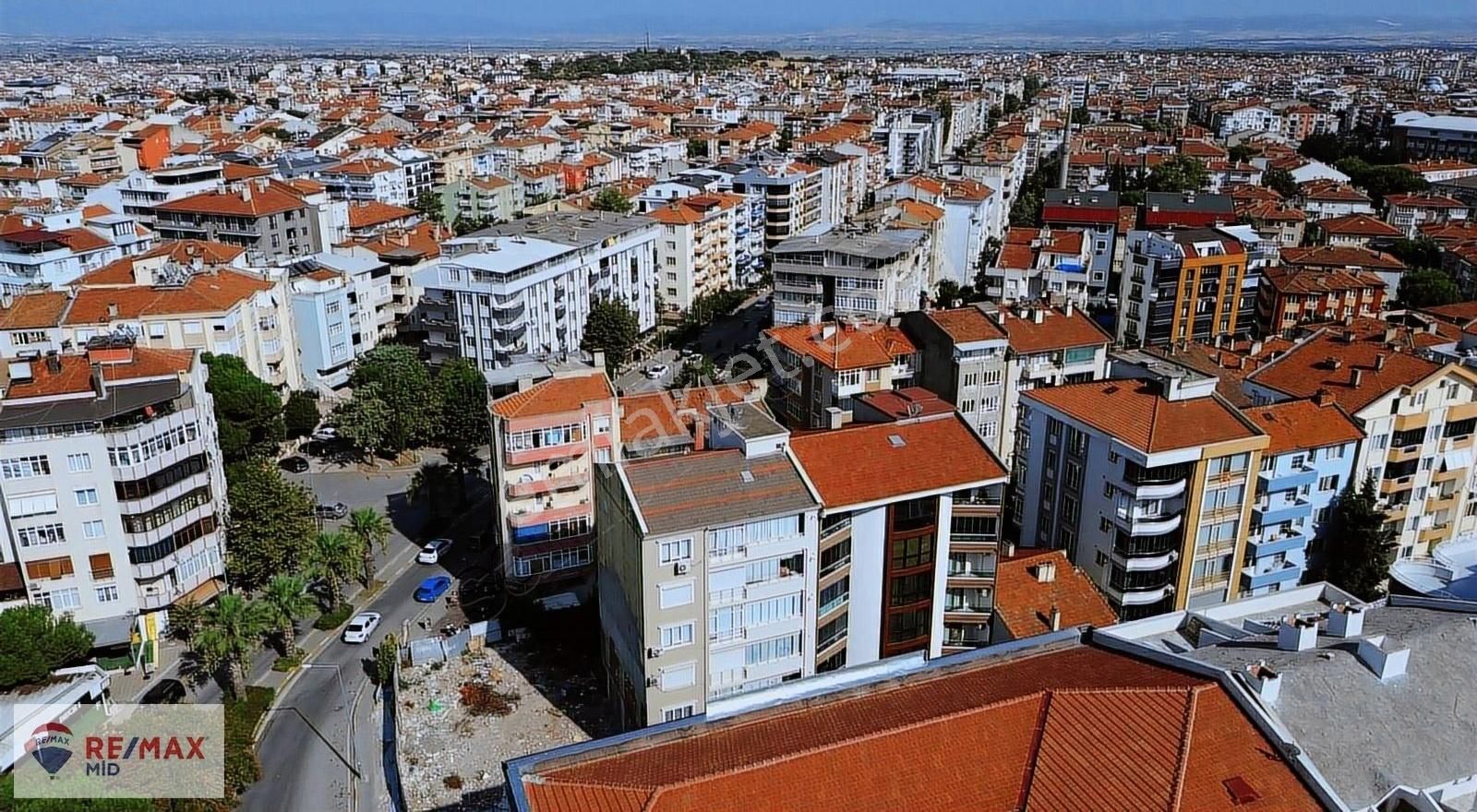 Remax Mid Bahçelievler De Satılık 3+1 Ara Kat Daire - Görsel 17