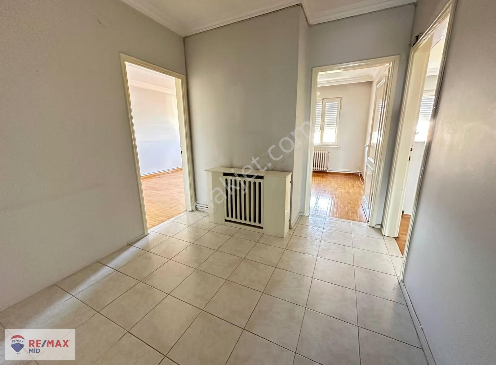 Remax Mid'den Tolun Apartmanı'nda 3+1 Kiralık Daire - Görsel 6