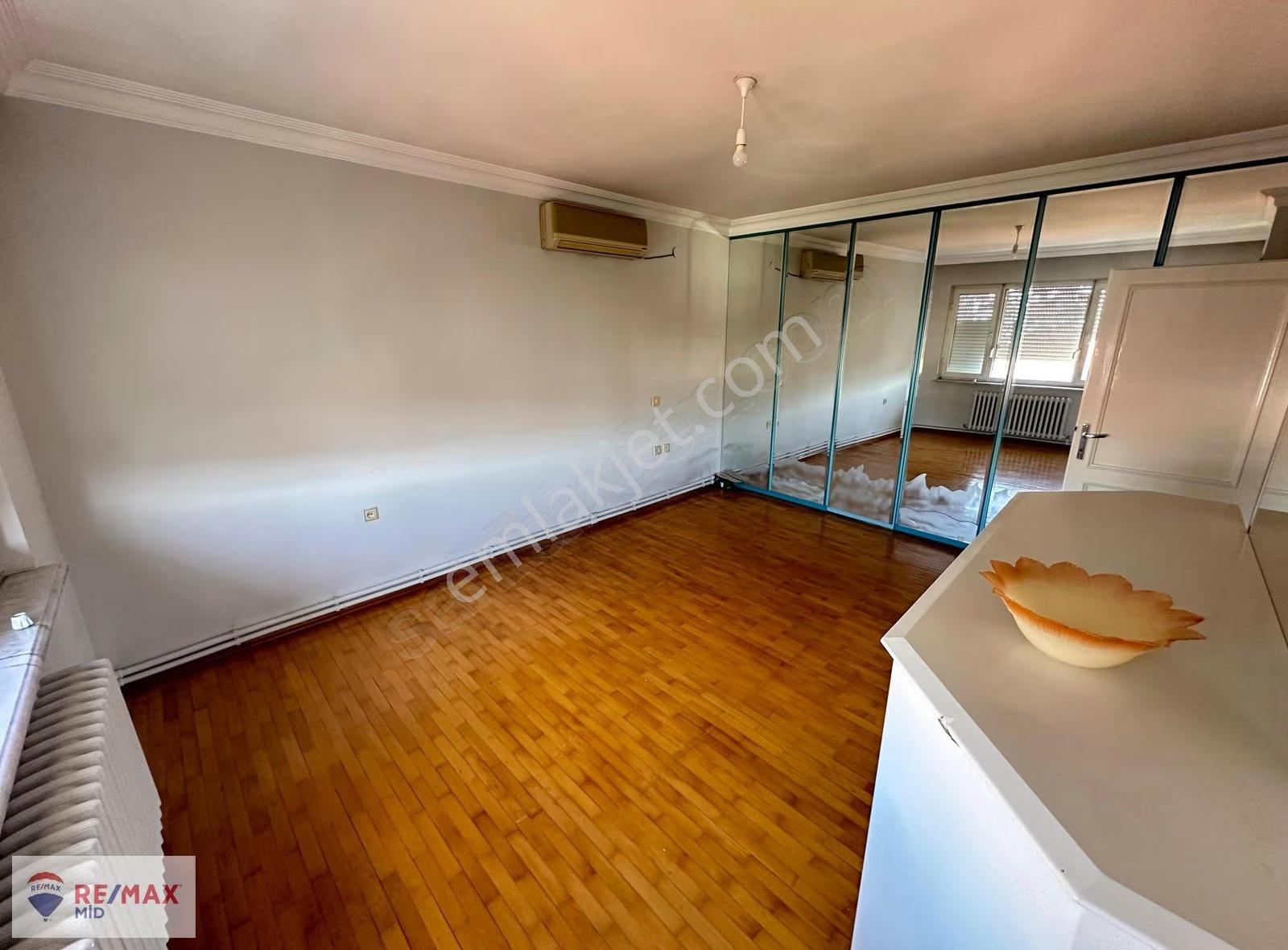 Remax Mid'den Tolun Apartmanı'nda 3+1 Kiralık Daire - Görsel 32