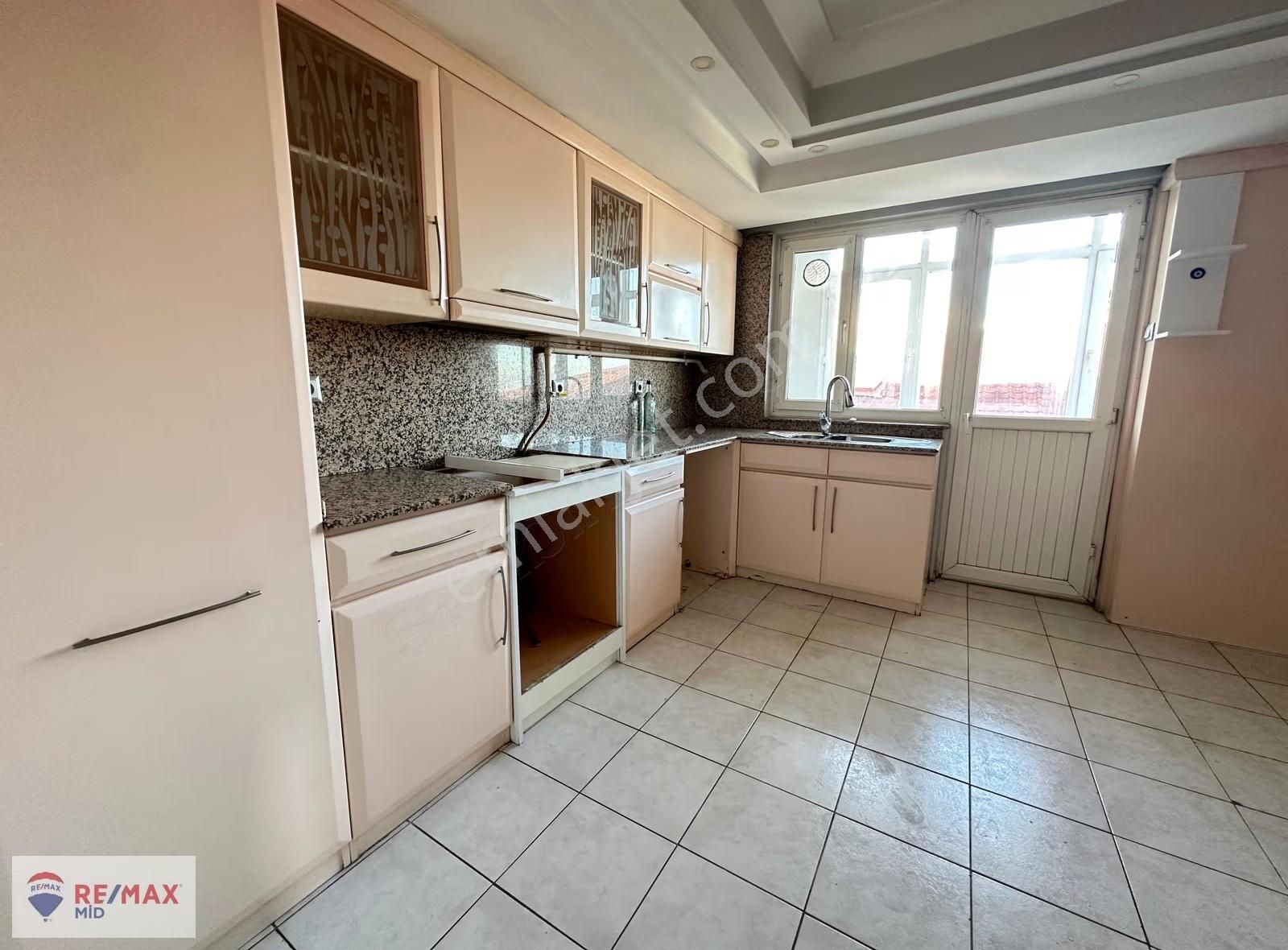 Remax Mid'den Tolun Apartmanı'nda 3+1 Kiralık Daire - Görsel 23
