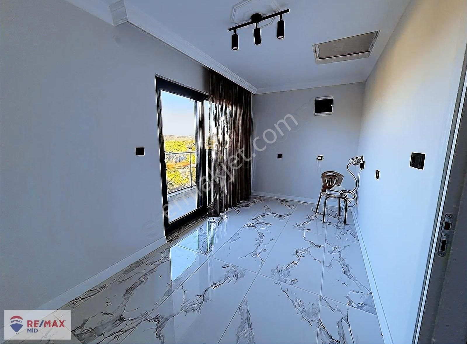 Remax Mıd'den Satılık 6+1 Villa Gökçeyazı/yeni Mah'de - Görsel 33