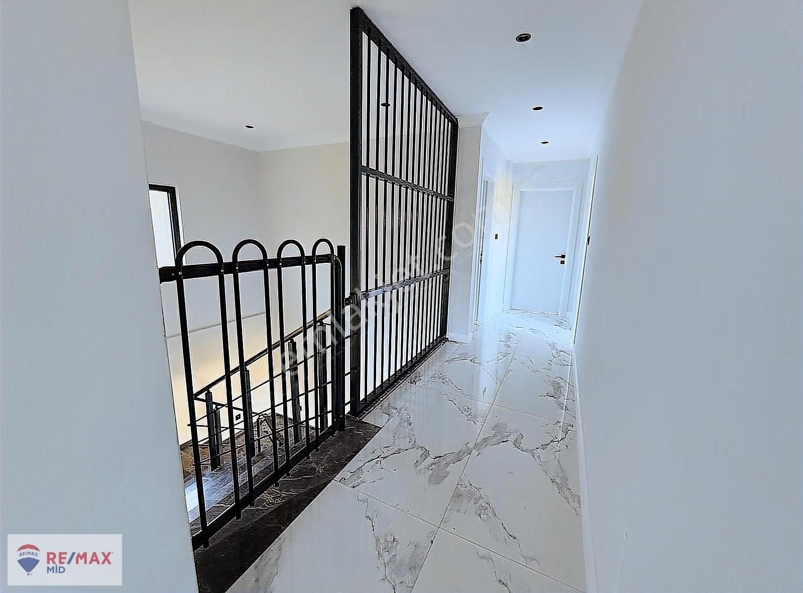 Remax Mıd'den Satılık 6+1 Villa Gökçeyazı/yeni Mah'de - Görsel 15