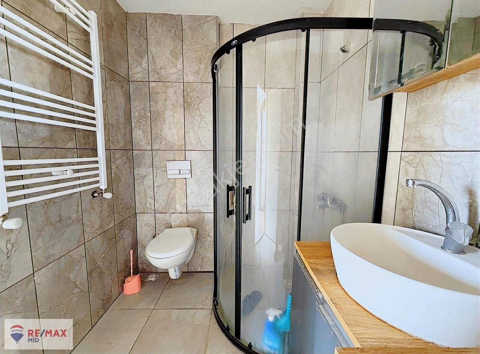 Remax Mıd'den Gop Mahallesın'de Mükemmel Konumda Yatırımlık 1+1 - Görsel 12