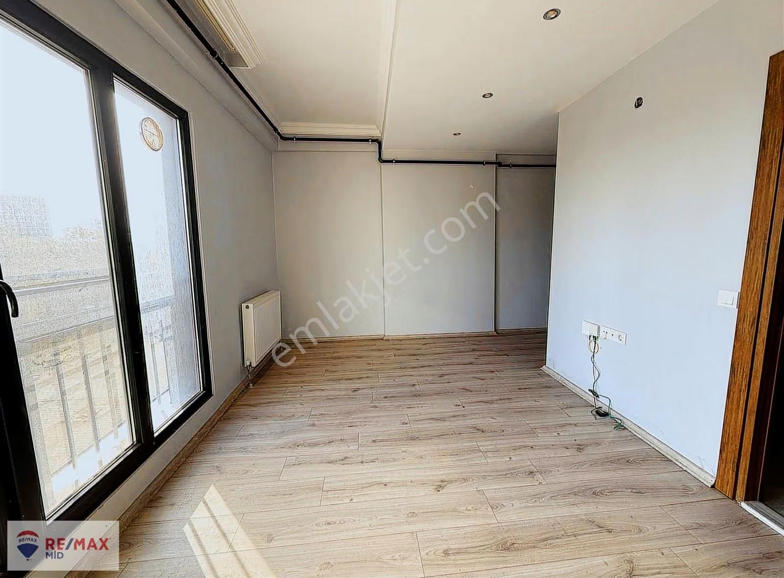 Remax Mıd'den Gop Mahallesın'de Mükemmel Konumda Yatırımlık 1+1 - Görsel 22