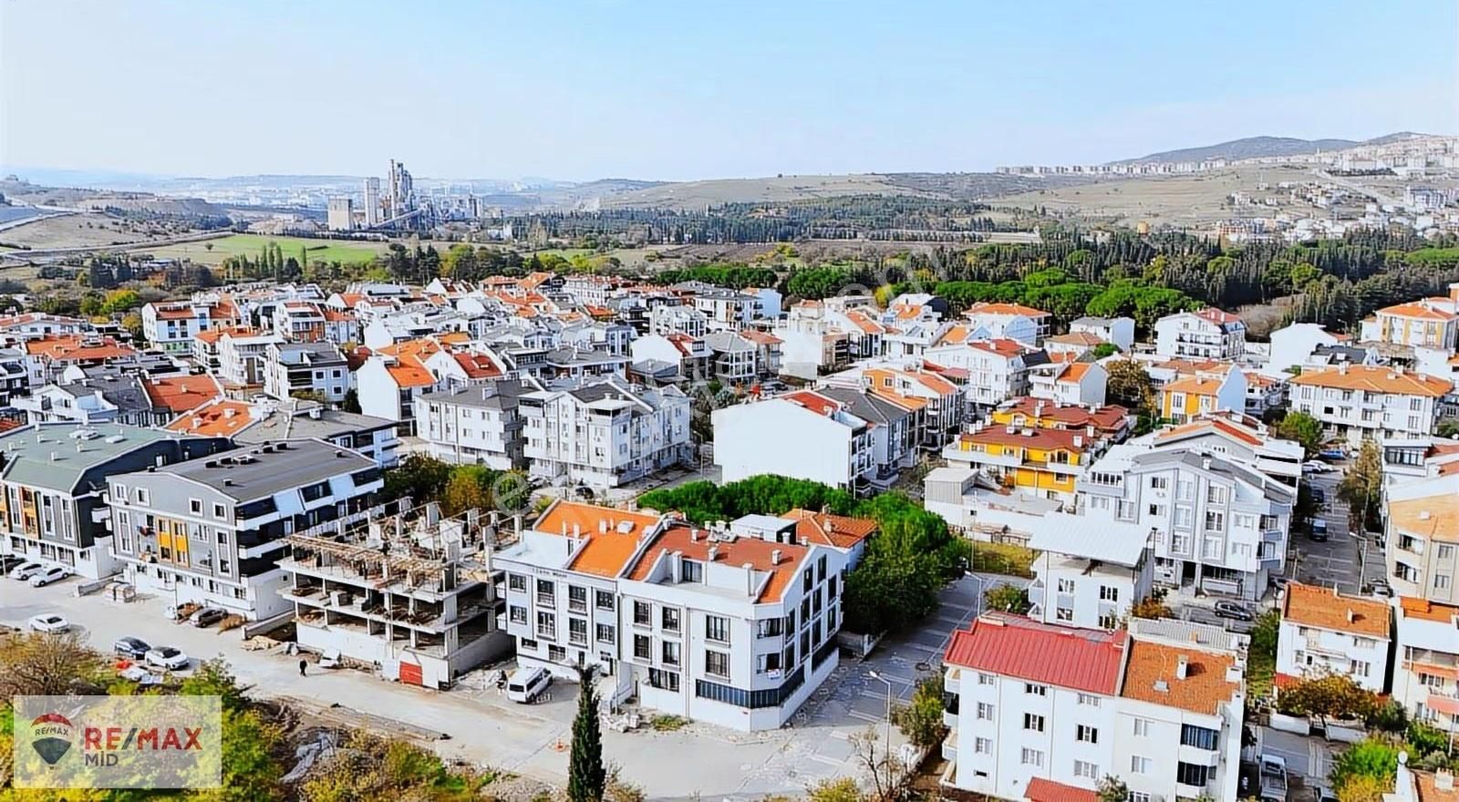Remax Mıd'den Gop Mahallesın'de Mükemmel Konumda Yatırımlık 1+1 - Görsel 23