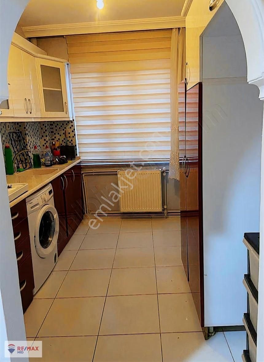 Remax Mıd 'den Cengıztopel Cad. 2+1 Cadde Üzeri Satılık Daıre - Görsel 4