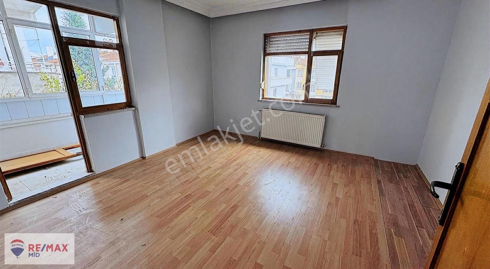 Remax Mid'den Beyoğlu Caddesi Üzerinde Satılık 2+1 Daire - Görsel 19